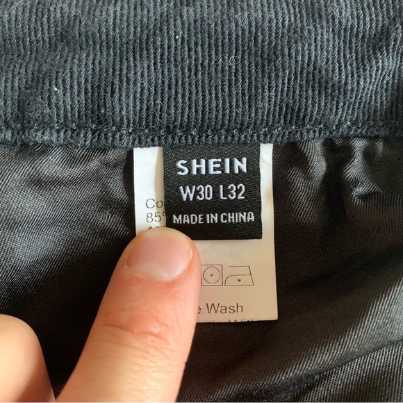 Shein Jeans Mens 30x32 Black Distressed Baggy Punk Rock Thrashed Skater Worn - Picture 8 of 13